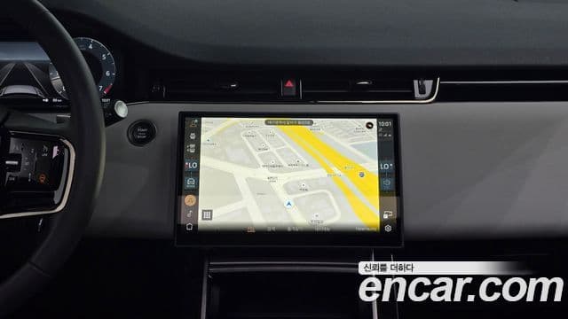 Land Rover Range Rover Evoque 2025 — фото 18 из 20