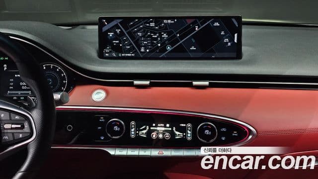 Genesis GV70 2022 — фото 15 из 20