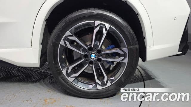 BMW X1 2025 — Photo 9/33