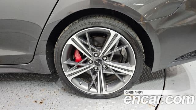 Genesis G70 2025 — Şəkil 7/33