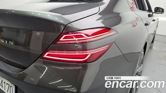 Genesis G70 2025 — Şəkil 18/33