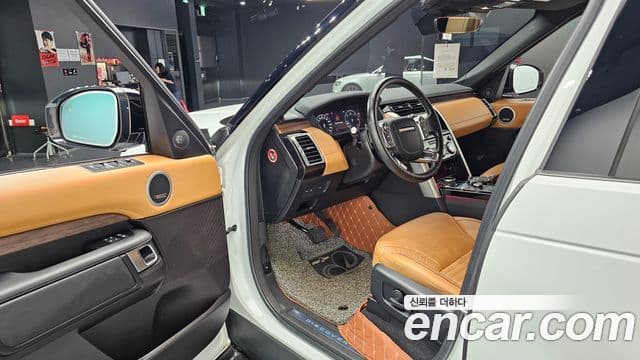 Land Rover Discovery 5 2018 — ფოტო 9/20