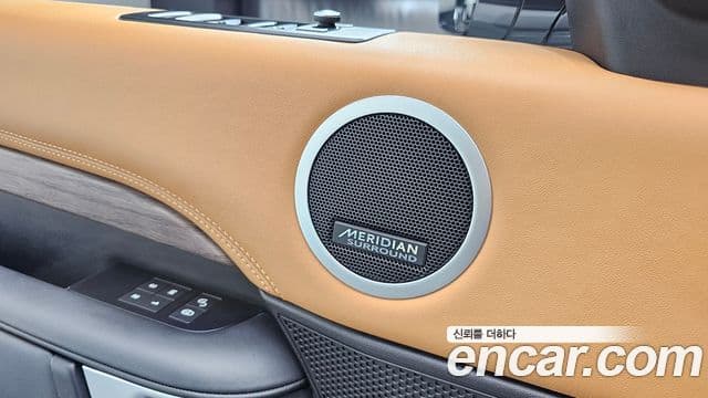 Land Rover Discovery 5 2018 — ფოტო 20/20