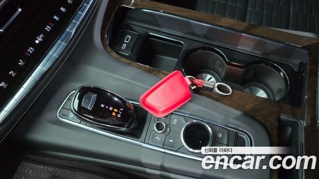 Cadillac Escalade 2022 — ფოტო 9/20