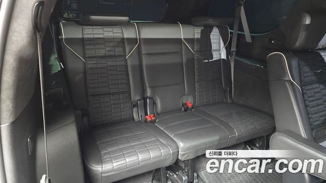 Cadillac Escalade 2022 — ფოტო 13/20