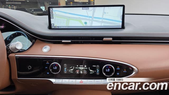 Genesis GV70 2021 — Şəkil 14/20