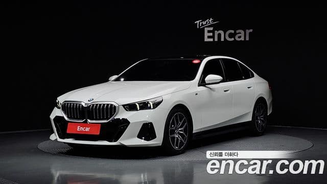 BMW 5 Series 2025 — Şəkil 9/20