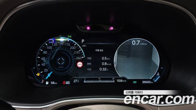 Genesis GV80 2022 — ფოტო 8/20