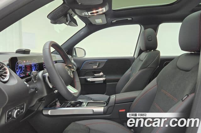 Mercedes-Benz EQB 2025 — ფოტო 16/20