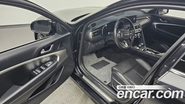 Genesis G70 2021 — ფოტო 10/20