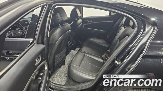 Genesis G70 2021 — ფოტო 11/20