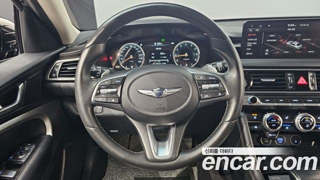Genesis G70 2021 — ფოტო 13/20