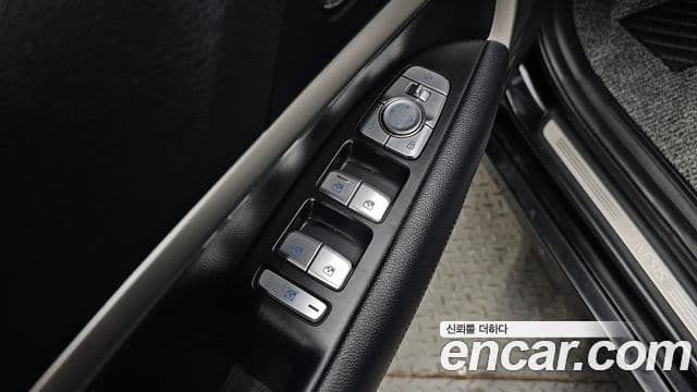 Genesis G70 2021 — ფოტო 16/20