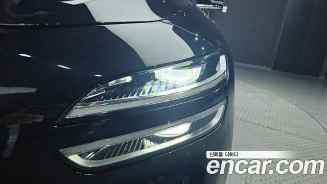 Genesis G70 2021 — Photo 13/30