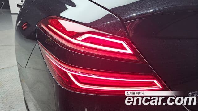 Genesis G70 2021 — Photo 12/30