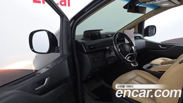 Hyundai Staria 2023 — Şəkil 10/20