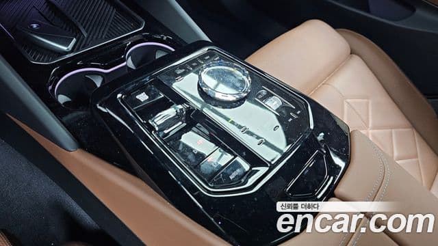 BMW 5 Series 2025 — Şəkil 9/20