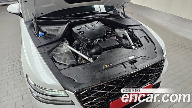 Genesis Electrified G80 2025 — фото 6 из 20