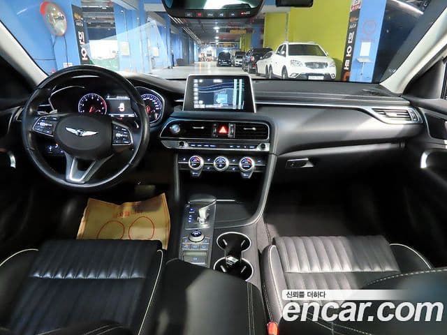 Genesis G70 2018 — ფოტო 6/20
