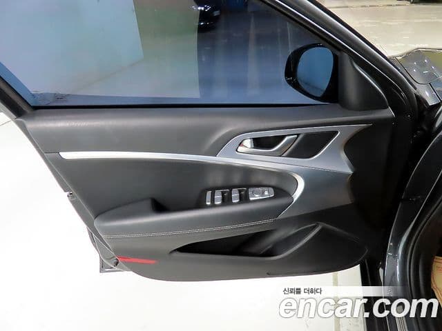 Genesis G70 2018 — ფოტო 12/20