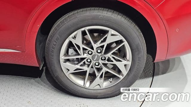 Genesis GV70 2024 — Photo 19/32