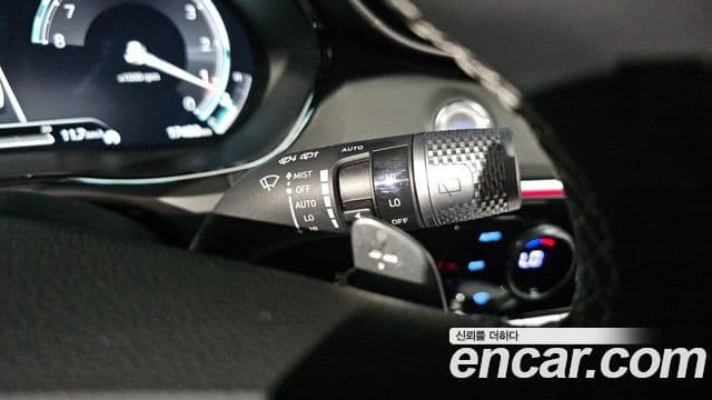 Genesis GV70 2024 — Photo 9/32