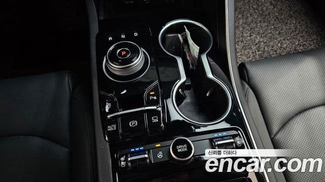Kia K5 2023 — ფოტო 9/20