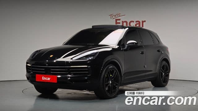 Porsche Cayenne 2023 — Photo 2/37