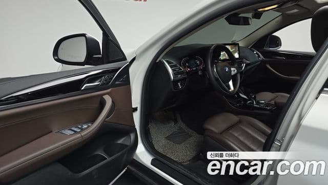 BMW X4 2023 — ფოტო 10/20