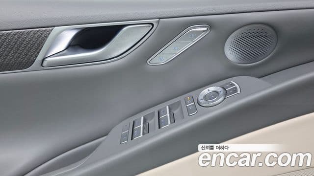 Genesis Electrified G80 2024 — ფოტო 13/20