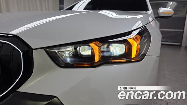 BMW 5 Series 2025 — Photo 15/34