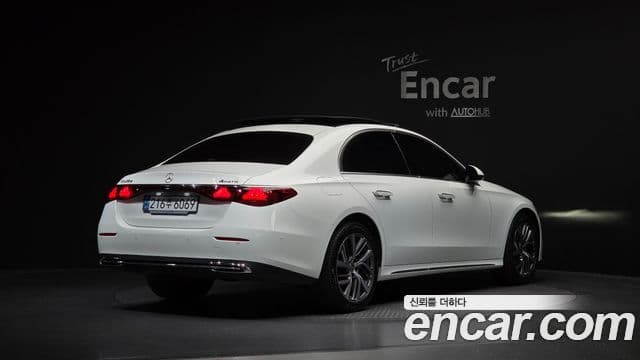 Mercedes-Benz E-Class 2024 — Şəkil 2/20