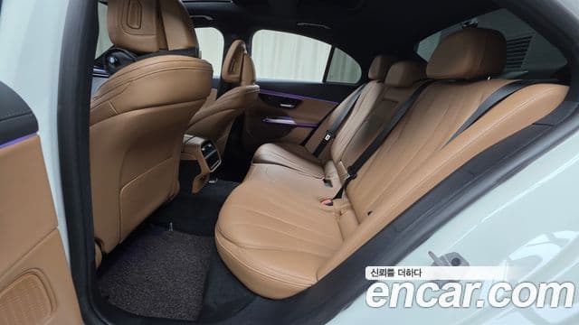 Mercedes-Benz E-Class 2024 — Şəkil 12/20