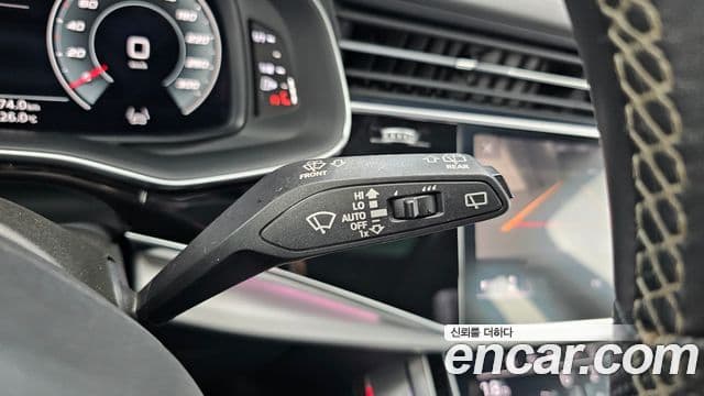 Audi Q7 2021 — Photo 11/20