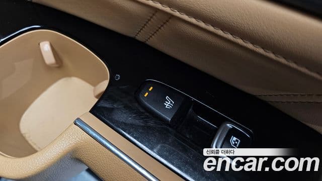 Kia Sorento 2022 — Фото 16/20