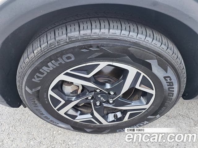 Kia Sportage 2023 — фото 18 из 19