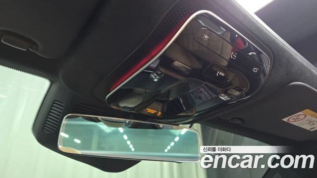 Mercedes-Benz SL-Class 2024 — Photo 11/32