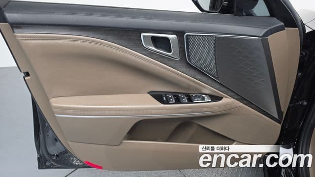 Kia K8 2021 — Photo 14/32