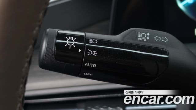 Kia K8 2021 — Photo 9/32