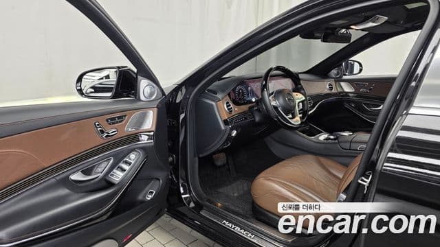 Mercedes-Benz S-Class 2018 — ფოტო 23/38