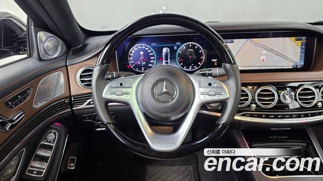 Mercedes-Benz S-Class 2018 — ფოტო 31/38