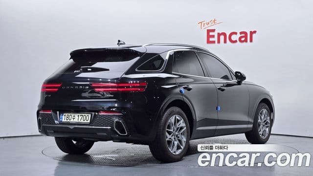 Genesis GV70 2021 — ფოტო 25/34