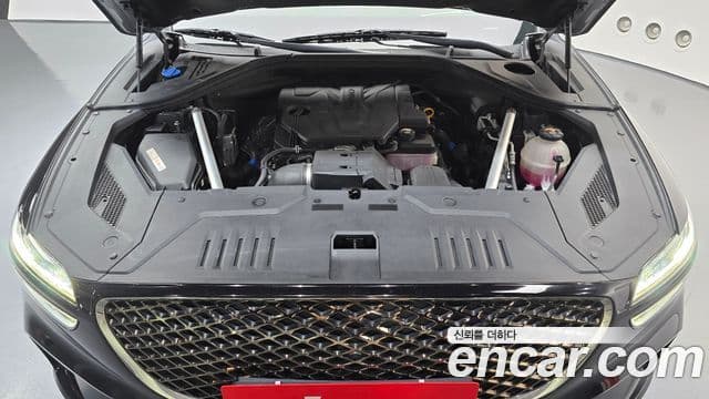 Genesis GV70 2021 — ფოტო 27/34