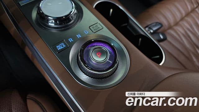 Genesis GV70 2021 — ფოტო 7/34