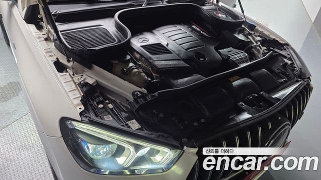 Mercedes-Benz GLE-Class 2021 — ფოტო 6/20