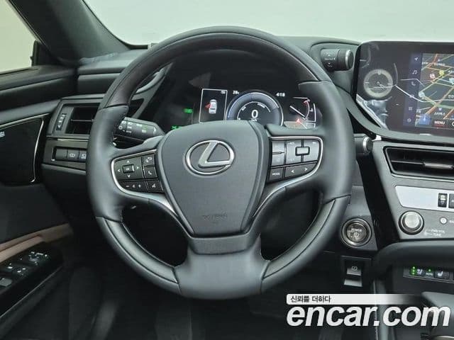 Lexus ES300h 2026 — Şəkil 14/19