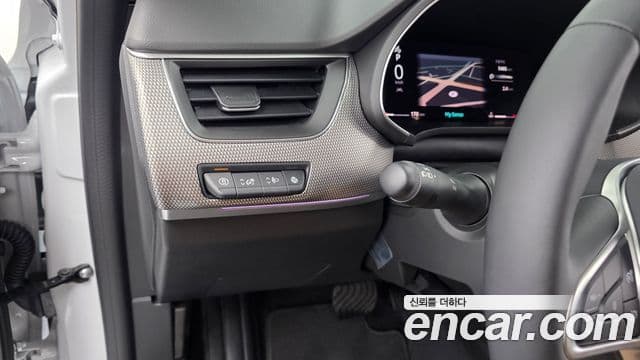 Renault Samsung Arkana 2025 — ფოტო 16/32
