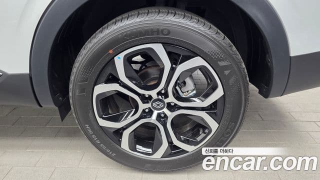 Renault Samsung Arkana 2025 — ფოტო 13/32