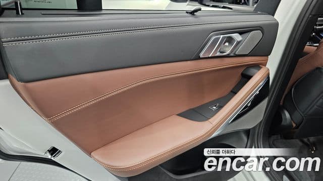 BMW X6 2025 — Photo 35/37