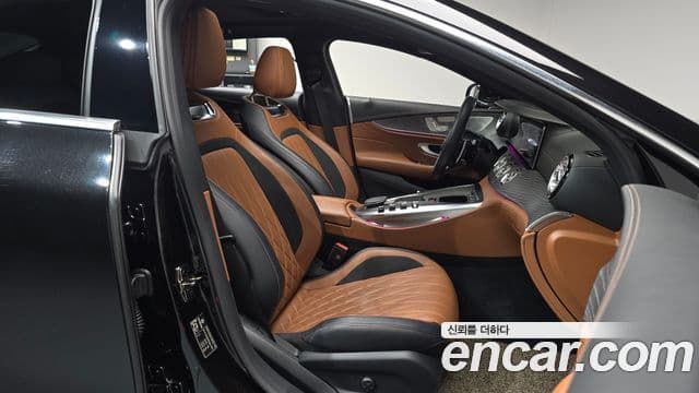 Mercedes-Benz AMG GT 2023 — Photo 23/31